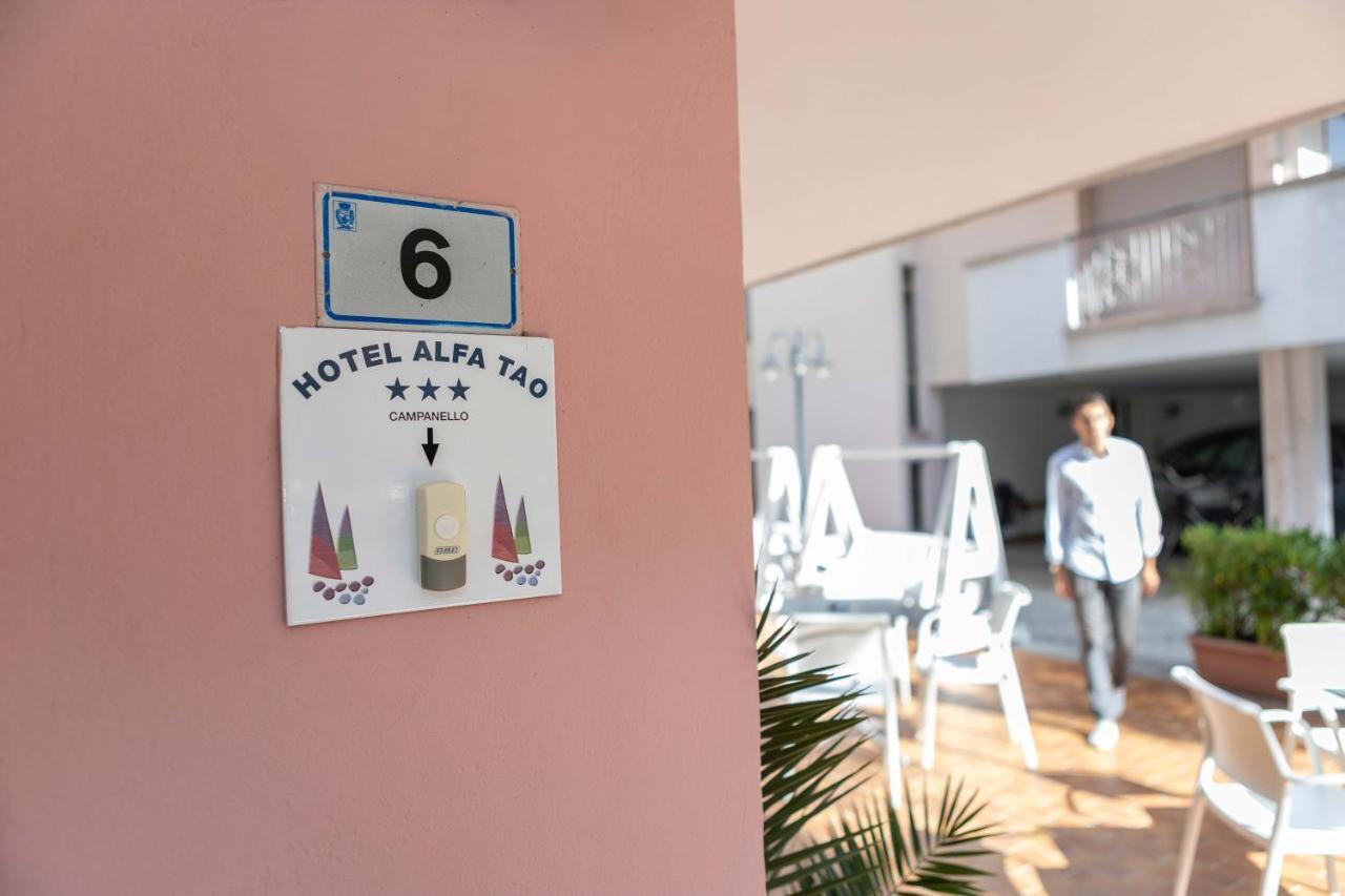 Hotel Alfa Tao Riccione Bagian luar foto